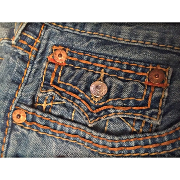 Authentic True Religion Jeans - Picture 6 of 8